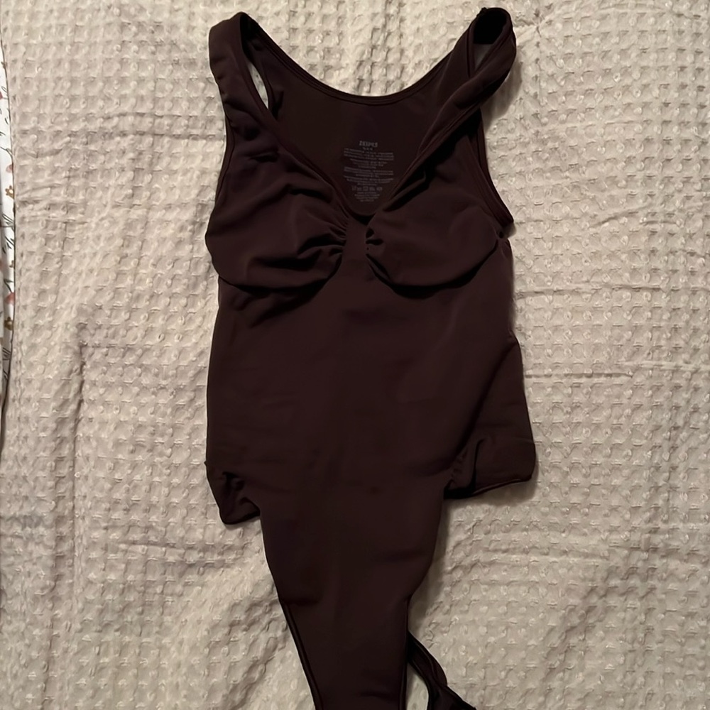 Skims shapewear bodysuit